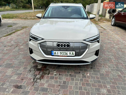 Бежевый Ауди E-Tron, объемом двигателя 0 л и пробегом 190 тыс. км за 23000 $, фото 1 на Automoto.ua