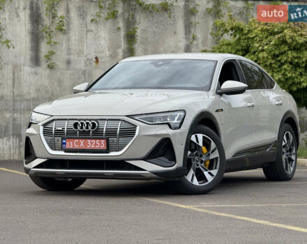 Бежевий Ауді E-Tron, об'ємом двигуна 0 л та пробігом 46 тис. км за 33999 $, фото 1 на Automoto.ua