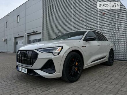 Бежевий Ауді E-Tron, об'ємом двигуна 0 л та пробігом 22 тис. км за 64900 $, фото 1 на Automoto.ua