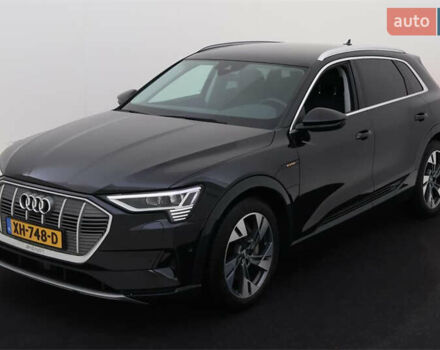 Чорний Ауді E-Tron, об'ємом двигуна 0 л та пробігом 109 тис. км за 32558 $, фото 42 на Automoto.ua