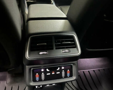 Чорний Ауді E-Tron, об'ємом двигуна 0 л та пробігом 109 тис. км за 32558 $, фото 28 на Automoto.ua