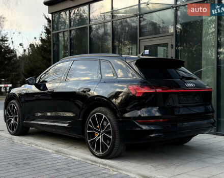 Чорний Ауді E-Tron, об'ємом двигуна 0 л та пробігом 108 тис. км за 33999 $, фото 25 на Automoto.ua