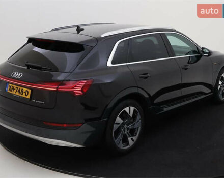 Чорний Ауді E-Tron, об'ємом двигуна 0 л та пробігом 109 тис. км за 32558 $, фото 45 на Automoto.ua
