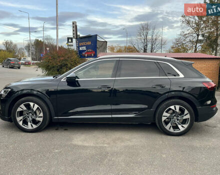 Чорний Ауді E-Tron, об'ємом двигуна 0 л та пробігом 109 тис. км за 32558 $, фото 7 на Automoto.ua