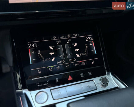 Чорний Ауді E-Tron, об'ємом двигуна 0 л та пробігом 108 тис. км за 33999 $, фото 42 на Automoto.ua