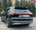 Чорний Ауді E-Tron, об'ємом двигуна 0 л та пробігом 109 тис. км за 32558 $, фото 4 на Automoto.ua