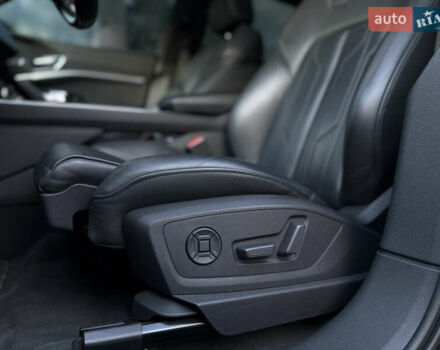 Чорний Ауді E-Tron, об'ємом двигуна 0 л та пробігом 108 тис. км за 33999 $, фото 31 на Automoto.ua