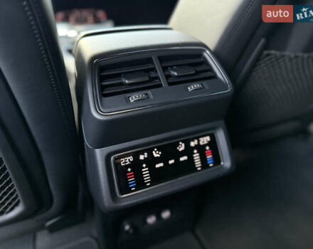 Чорний Ауді E-Tron, об'ємом двигуна 0 л та пробігом 108 тис. км за 33999 $, фото 58 на Automoto.ua