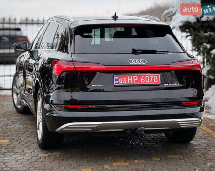 Чорний Ауді E-Tron, об'ємом двигуна 0 л та пробігом 140 тис. км за 26000 $, фото 27 на Automoto.ua