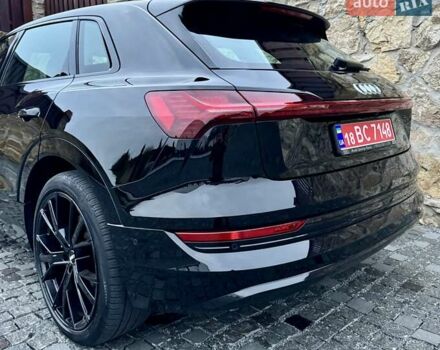 Черный Ауди E-Tron, объемом двигателя 0 л и пробегом 109 тыс. км за 28700 $, фото 20 на Automoto.ua