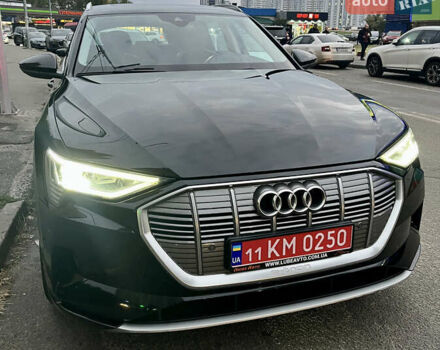 Чорний Ауді E-Tron, об'ємом двигуна 0 л та пробігом 204 тис. км за 21900 $, фото 30 на Automoto.ua