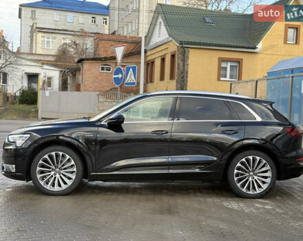Чорний Ауді E-Tron, об'ємом двигуна 0 л та пробігом 63 тис. км за 26500 $, фото 23 на Automoto.ua