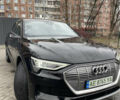 Чорний Ауді E-Tron, об'ємом двигуна 0 л та пробігом 138 тис. км за 29900 $, фото 4 на Automoto.ua