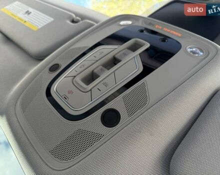 Чорний Ауді E-Tron, об'ємом двигуна 0 л та пробігом 75 тис. км за 31000 $, фото 65 на Automoto.ua