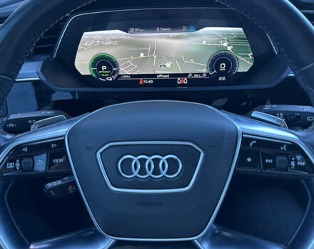 Черный Ауди E-Tron, объемом двигателя 0 л и пробегом 140 тыс. км за 27300 $, фото 10 на Automoto.ua