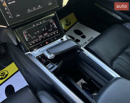 Черный Ауди E-Tron, объемом двигателя 0 л и пробегом 64 тыс. км за 33990 $, фото 23 на Automoto.ua