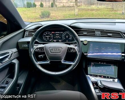 Черный Ауди E-Tron, объемом двигателя 0 л и пробегом 180 тыс. км за 25000 $, фото 13 на Automoto.ua