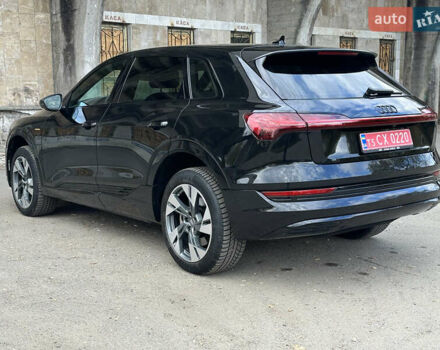 Черный Ауди E-Tron, объемом двигателя 0 л и пробегом 120 тыс. км за 28999 $, фото 17 на Automoto.ua