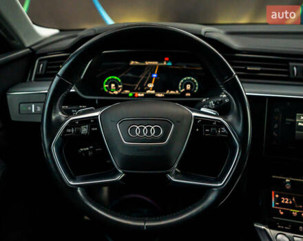 Черный Ауди E-Tron, объемом двигателя 0 л и пробегом 133 тыс. км за 28900 $, фото 71 на Automoto.ua