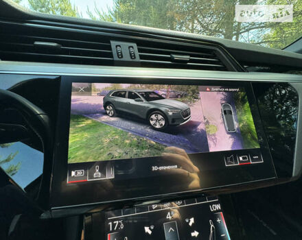 Черный Ауди E-Tron, объемом двигателя 0 л и пробегом 199 тыс. км за 27499 $, фото 21 на Automoto.ua