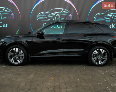 Черный Ауди E-Tron, объемом двигателя 0 л и пробегом 133 тыс. км за 28900 $, фото 10 на Automoto.ua