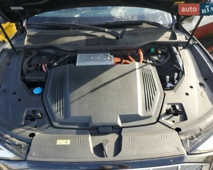 Черный Ауди E-Tron, объемом двигателя 0 л и пробегом 140 тыс. км за 9700 $, фото 11 на Automoto.ua