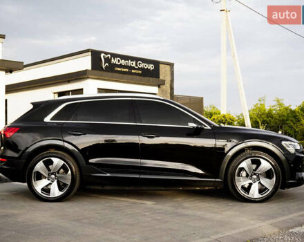 Черный Ауди E-Tron, объемом двигателя 0 л и пробегом 50 тыс. км за 31900 $, фото 24 на Automoto.ua