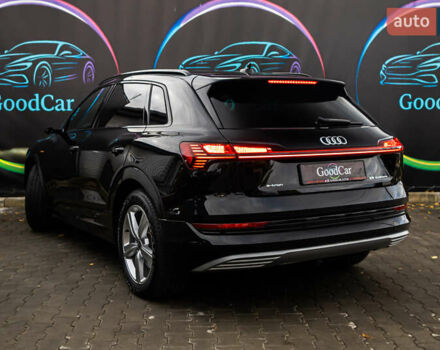 Чорний Ауді E-Tron, об'ємом двигуна 0 л та пробігом 100 тис. км за 31400 $, фото 27 на Automoto.ua
