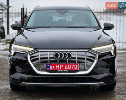 Чорний Ауді E-Tron, об'ємом двигуна 0 л та пробігом 140 тис. км за 26000 $, фото 13 на Automoto.ua