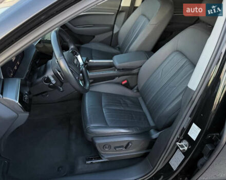 Чорний Ауді E-Tron, об'ємом двигуна 0 л та пробігом 201 тис. км за 23500 $, фото 11 на Automoto.ua