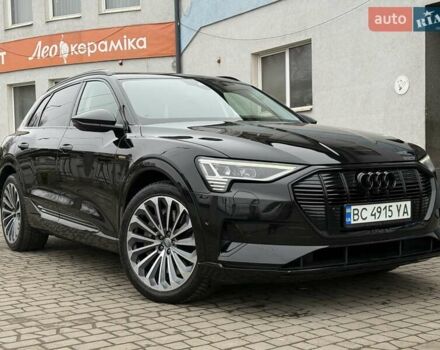 Чорний Ауді E-Tron, об'ємом двигуна 0 л та пробігом 76 тис. км за 31000 $, фото 4 на Automoto.ua