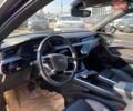 Черный Ауди E-Tron, объемом двигателя 0 л и пробегом 81 тыс. км за 34950 $, фото 12 на Automoto.ua