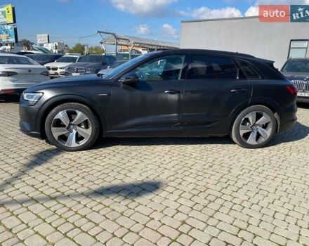 Черный Ауди E-Tron, объемом двигателя 0 л и пробегом 81 тыс. км за 34950 $, фото 5 на Automoto.ua