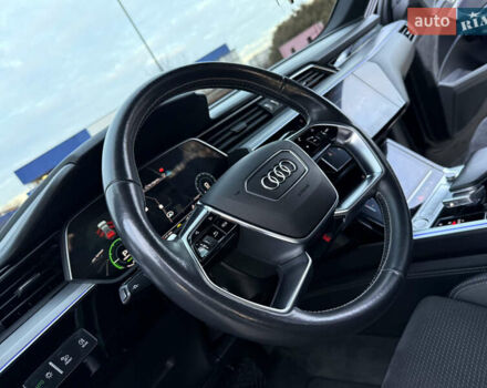 Черный Ауди E-Tron, объемом двигателя 0 л и пробегом 88 тыс. км за 29999 $, фото 61 на Automoto.ua