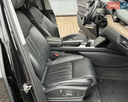 Чорний Ауді E-Tron, об'ємом двигуна 0 л та пробігом 76 тис. км за 31000 $, фото 34 на Automoto.ua