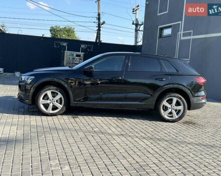 Черный Ауди E-Tron, объемом двигателя 0 л и пробегом 168 тыс. км за 25999 $, фото 16 на Automoto.ua