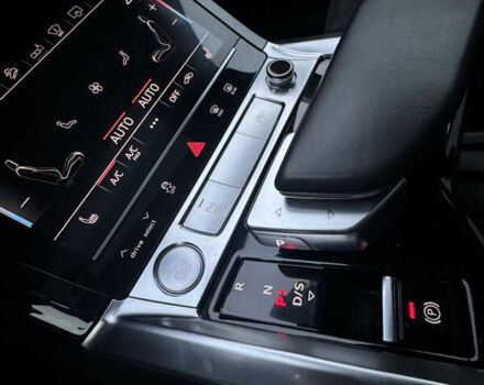 Черный Ауди E-Tron, объемом двигателя 0 л и пробегом 134 тыс. км за 27800 $, фото 16 на Automoto.ua