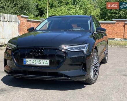 Чорний Ауді E-Tron, об'ємом двигуна 0 л та пробігом 65 тис. км за 33000 $, фото 9 на Automoto.ua