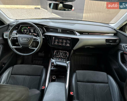 Черный Ауди E-Tron, объемом двигателя 0 л и пробегом 77 тыс. км за 30900 $, фото 30 на Automoto.ua