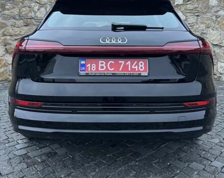 Черный Ауди E-Tron, объемом двигателя 0 л и пробегом 109 тыс. км за 28700 $, фото 12 на Automoto.ua