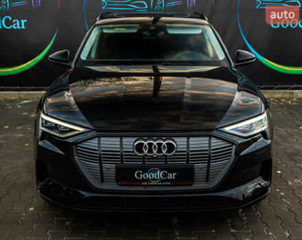 Черный Ауди E-Tron, объемом двигателя 0 л и пробегом 133 тыс. км за 28900 $, фото 6 на Automoto.ua