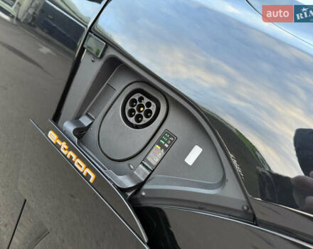 Черный Ауди E-Tron, объемом двигателя 0 л и пробегом 88 тыс. км за 29999 $, фото 14 на Automoto.ua