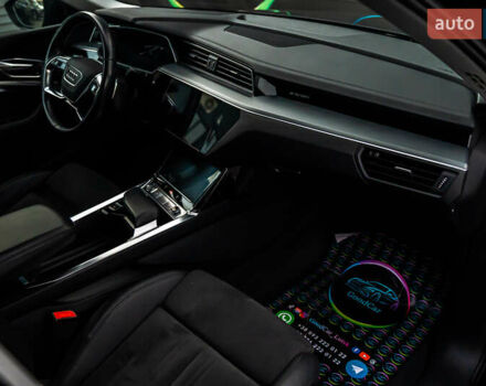 Черный Ауди E-Tron, объемом двигателя 0 л и пробегом 133 тыс. км за 28900 $, фото 61 на Automoto.ua