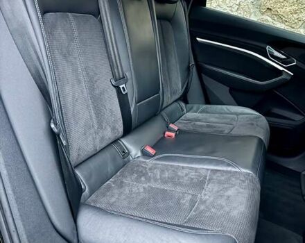 Черный Ауди E-Tron, объемом двигателя 0 л и пробегом 109 тыс. км за 28700 $, фото 39 на Automoto.ua