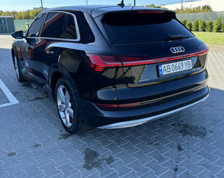 Черный Ауди E-Tron, объемом двигателя 0 л и пробегом 140 тыс. км за 27300 $, фото 3 на Automoto.ua