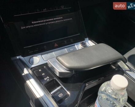 Чорний Ауді E-Tron, об'ємом двигуна 0 л та пробігом 65 тис. км за 33000 $, фото 42 на Automoto.ua