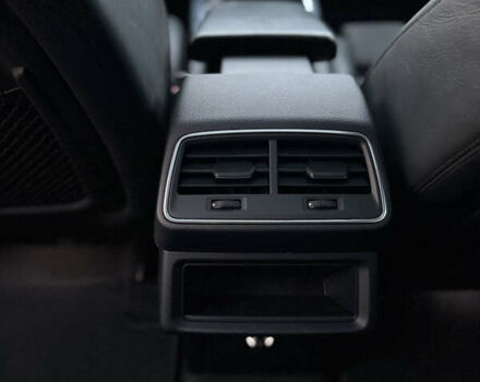 Черный Ауди E-Tron, объемом двигателя 0 л и пробегом 134 тыс. км за 27800 $, фото 32 на Automoto.ua