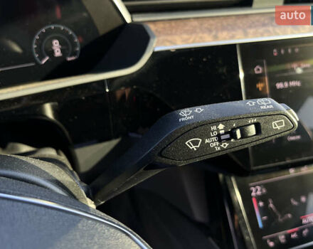 Черный Ауди E-Tron, объемом двигателя 0 л и пробегом 64 тыс. км за 33990 $, фото 26 на Automoto.ua