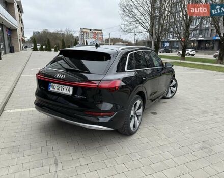 Черный Ауди E-Tron, объемом двигателя 0 л и пробегом 85 тыс. км за 31500 $, фото 12 на Automoto.ua
