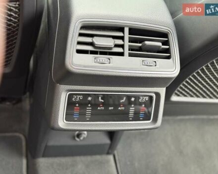 Черный Ауди E-Tron, объемом двигателя 0 л и пробегом 85 тыс. км за 31500 $, фото 31 на Automoto.ua